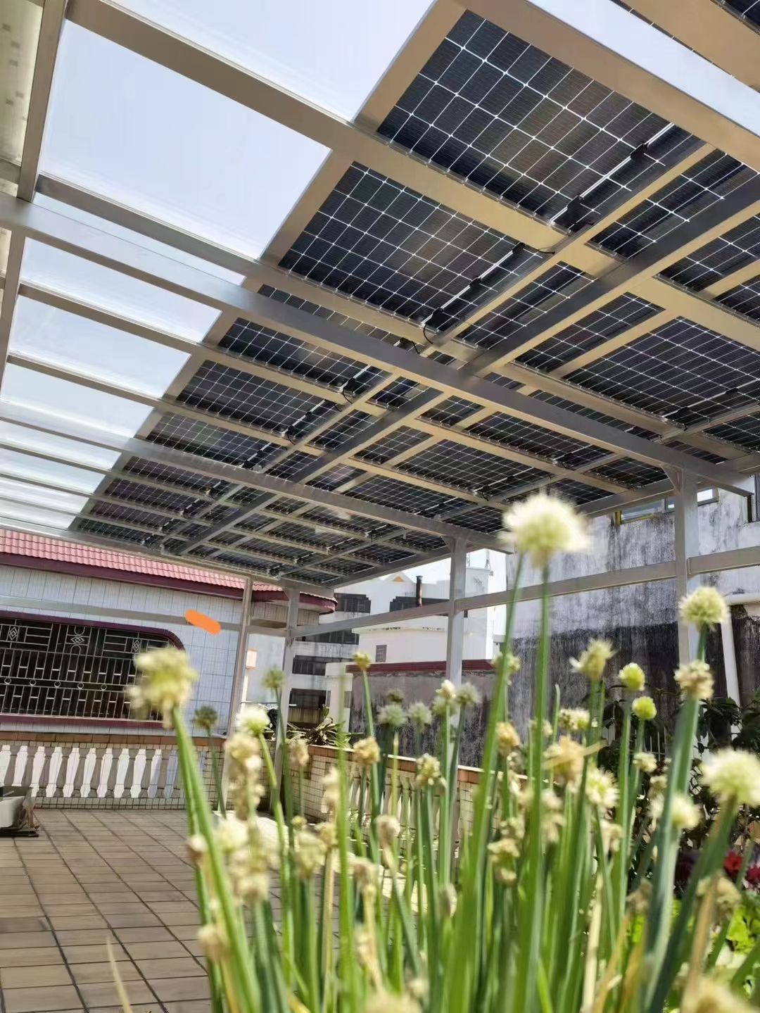 泽州别墅家用屋顶太阳能发电系统安装